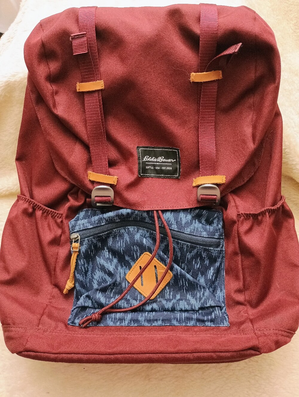 Eddie Bauer Bygone 25L Backpack - Burgundy/Blue Pattern (Minor Flaw)